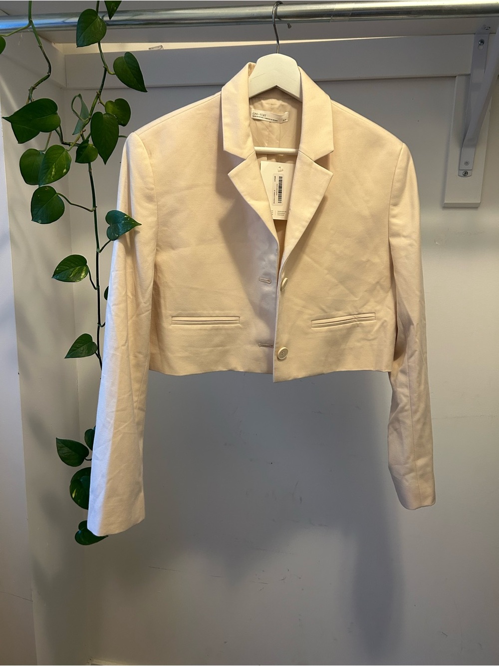 OAK + FORT Cropped Cream Blazer Jacket